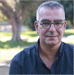 10 Θοδωρής Αμπαζής